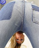 Jeans Facesitting Picture